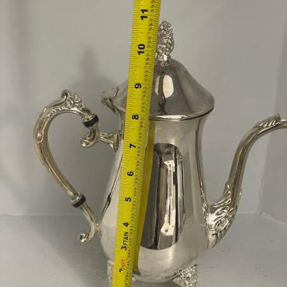Elegant Polished Silver Plated Tea/Coffee Lidded Pot Vintage Teapot Teaware - Picture 9 of 14